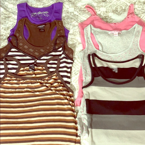 Other - Tank top bundle😊
